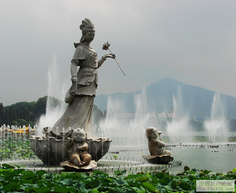 江南最大的城内公园：南京市玄武湖景区